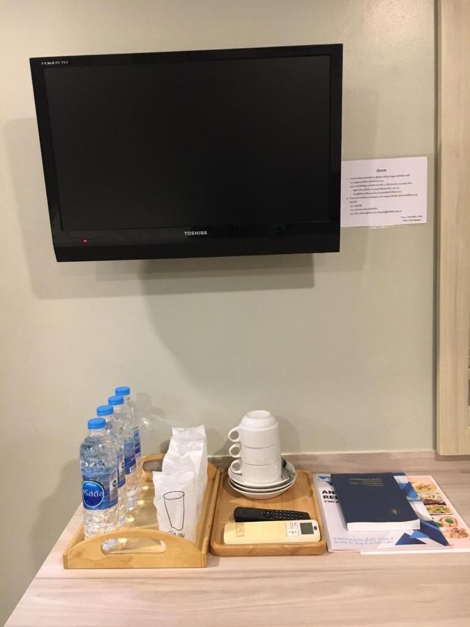 YWCA Hotel Bangkok Bagian luar foto